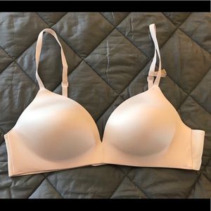 Love by Gap Everyday Smooth Wireless Bra 34B